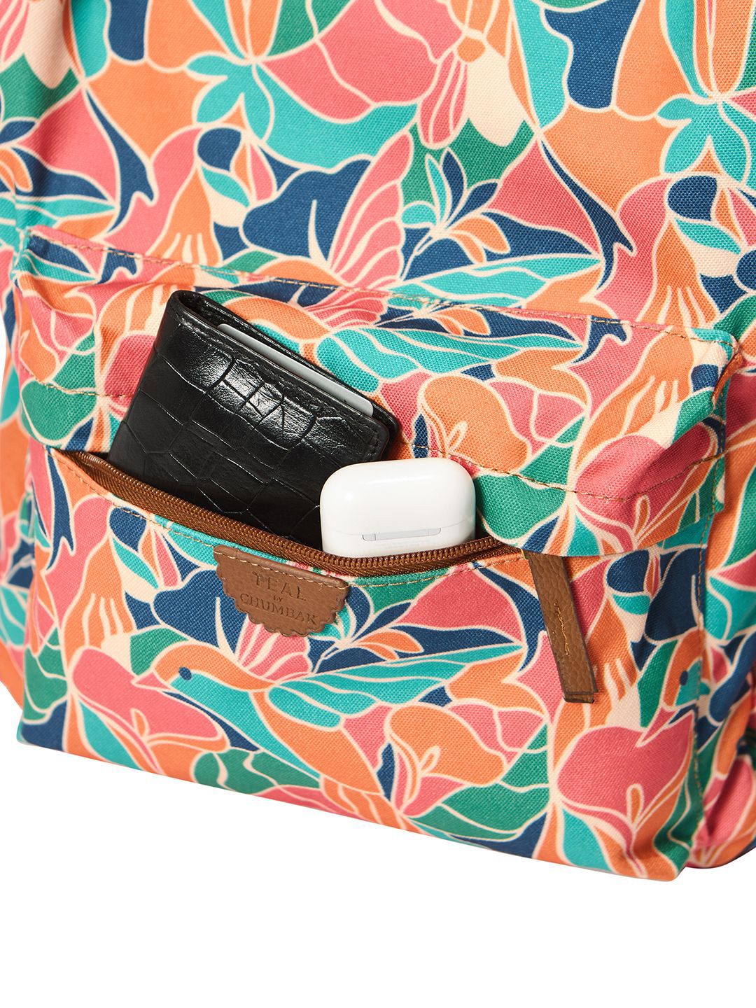 TEAL BY CHUMBAK Women Graphic Backpack