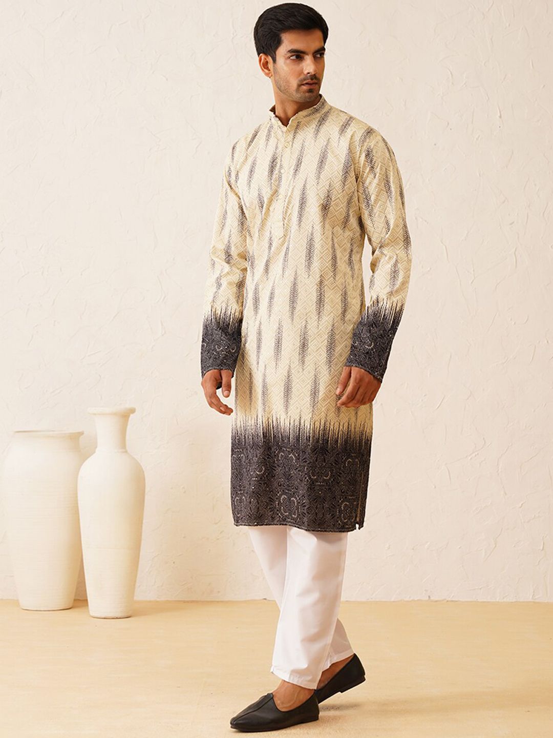 SOJANYA LUXE Ethnic Motifs Embroidered Mandarin Collar Sequined Straight Kurta