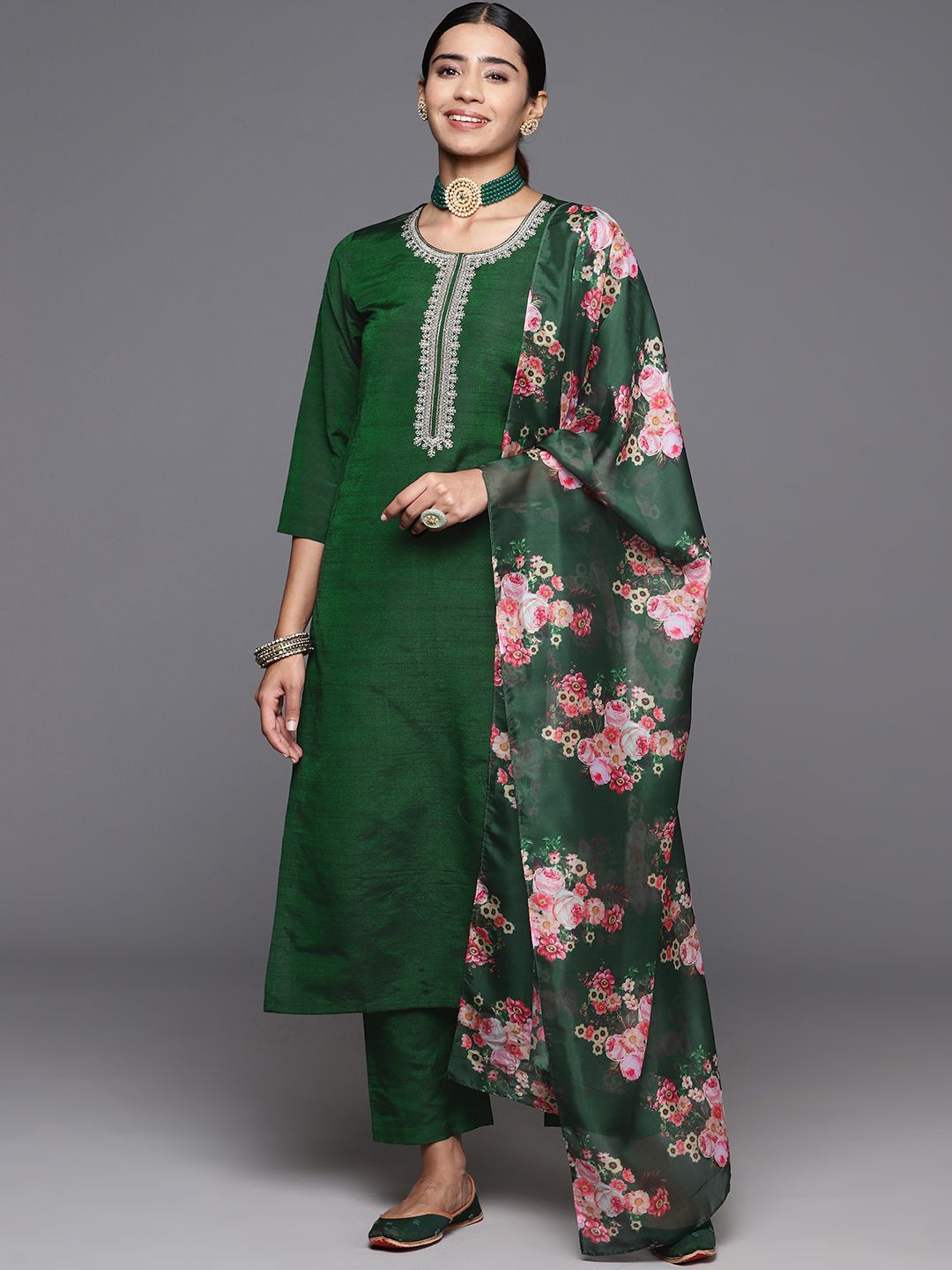 Varanga Women Ethnic Motifs Embroidered Regular Kurta with Trousers & Dupatta