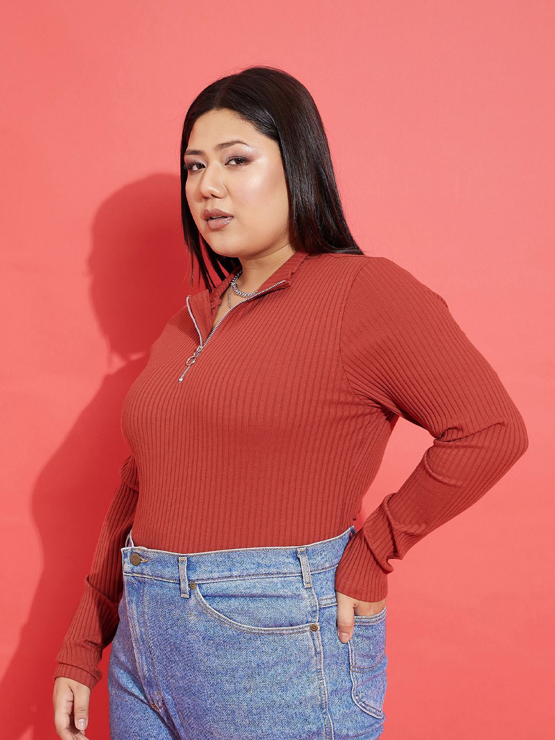 SASSAFRAS Curve Plus Size Mock Collar Top