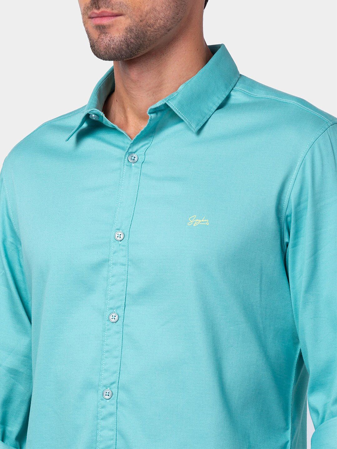 SPYKAR Men Solid Slim Fit Casual Shirt