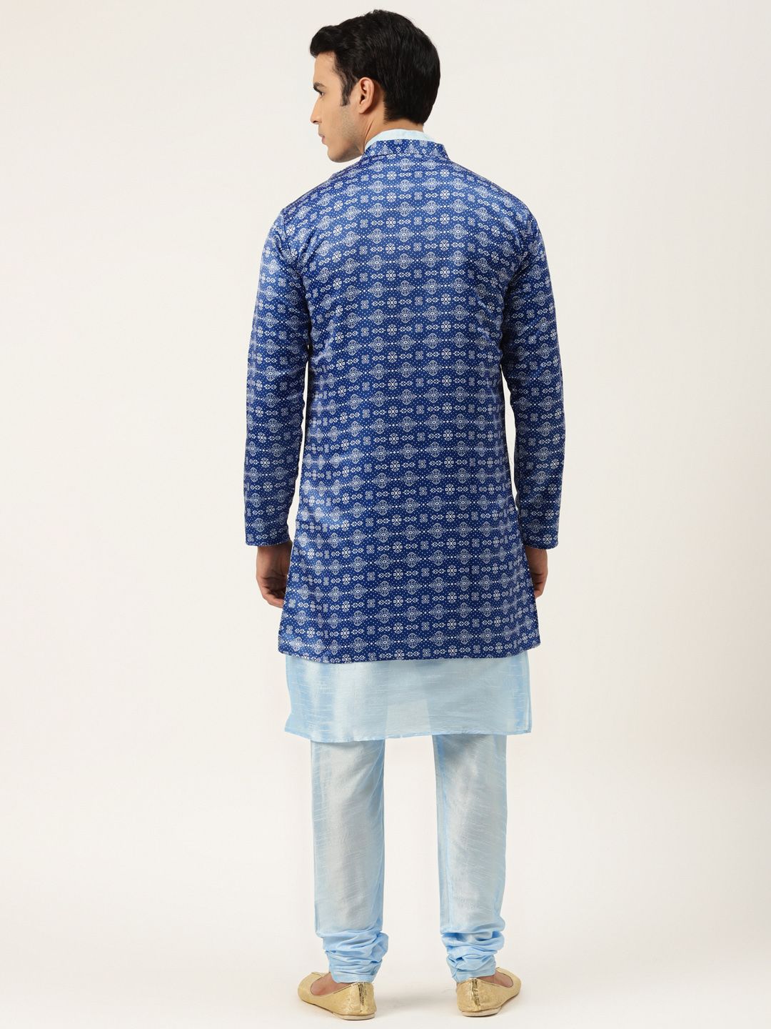 SOJANYA Men Blue Kurta with Churidar & Printed Jacket