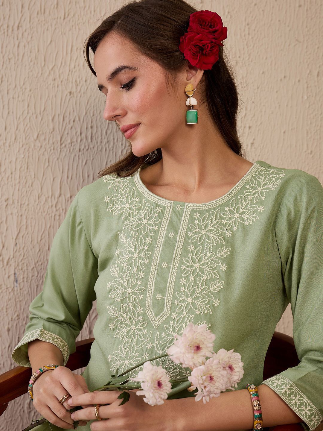 Indo Era Women Floral Embroidered Thread Work Kurta