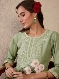 Indo Era Women Floral Embroidered Thread Work Kurta