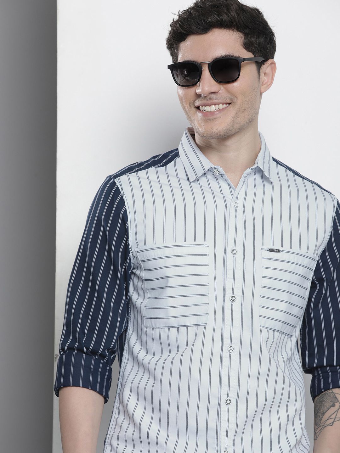 The Indian Garage Co Men Slim Fit Opaque Striped Cotton Casual Shirt