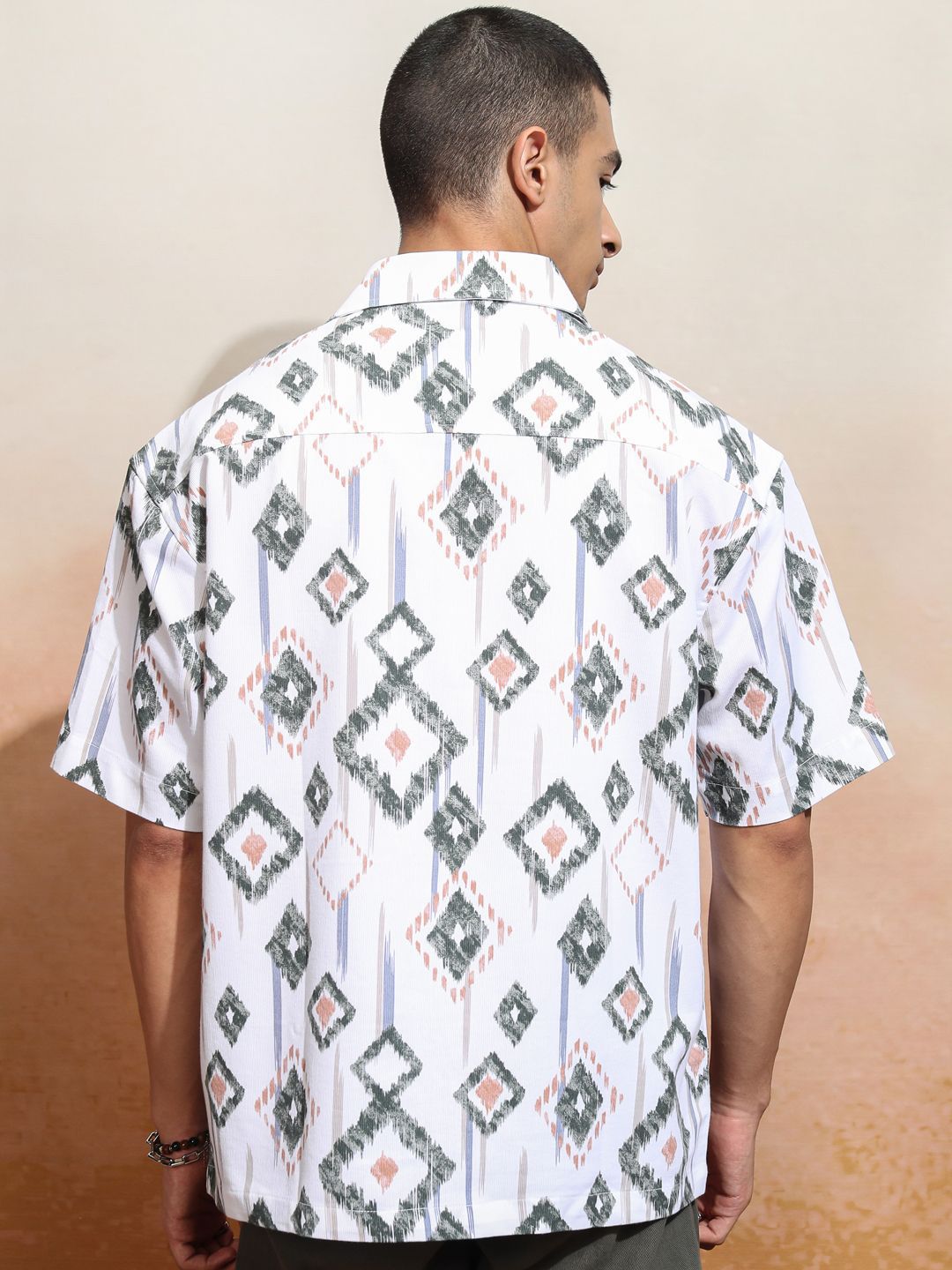 HIGHLANDER Men Cord Textured Checked Utility Pocket Oversized Overshirt