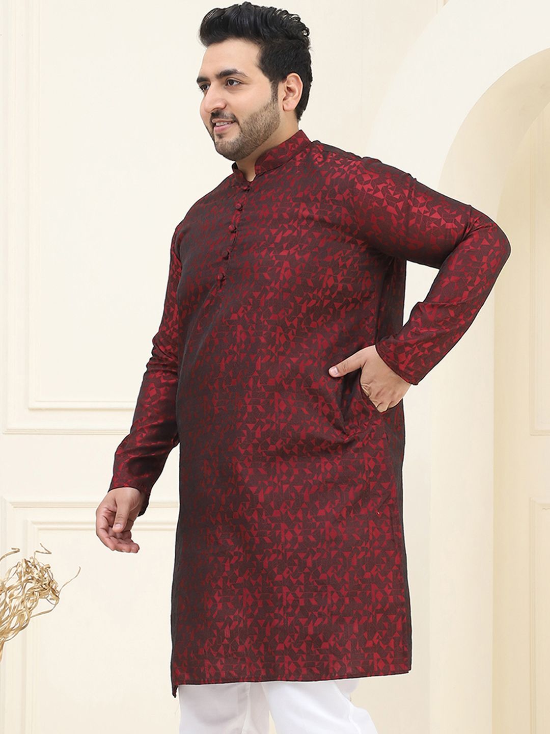 SOJANYA PLUS Lelaki Plus Size Red & Black Woven Design Straight Kurta