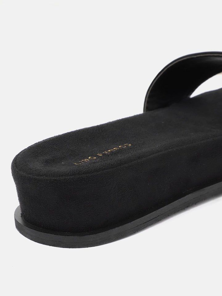 Lino Perros Women Open Toe Flats with Buckles