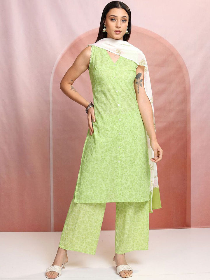 Vishudh Green & White Floral Printed Pure Cotton Straight Kurta & Trousers With Dupatta