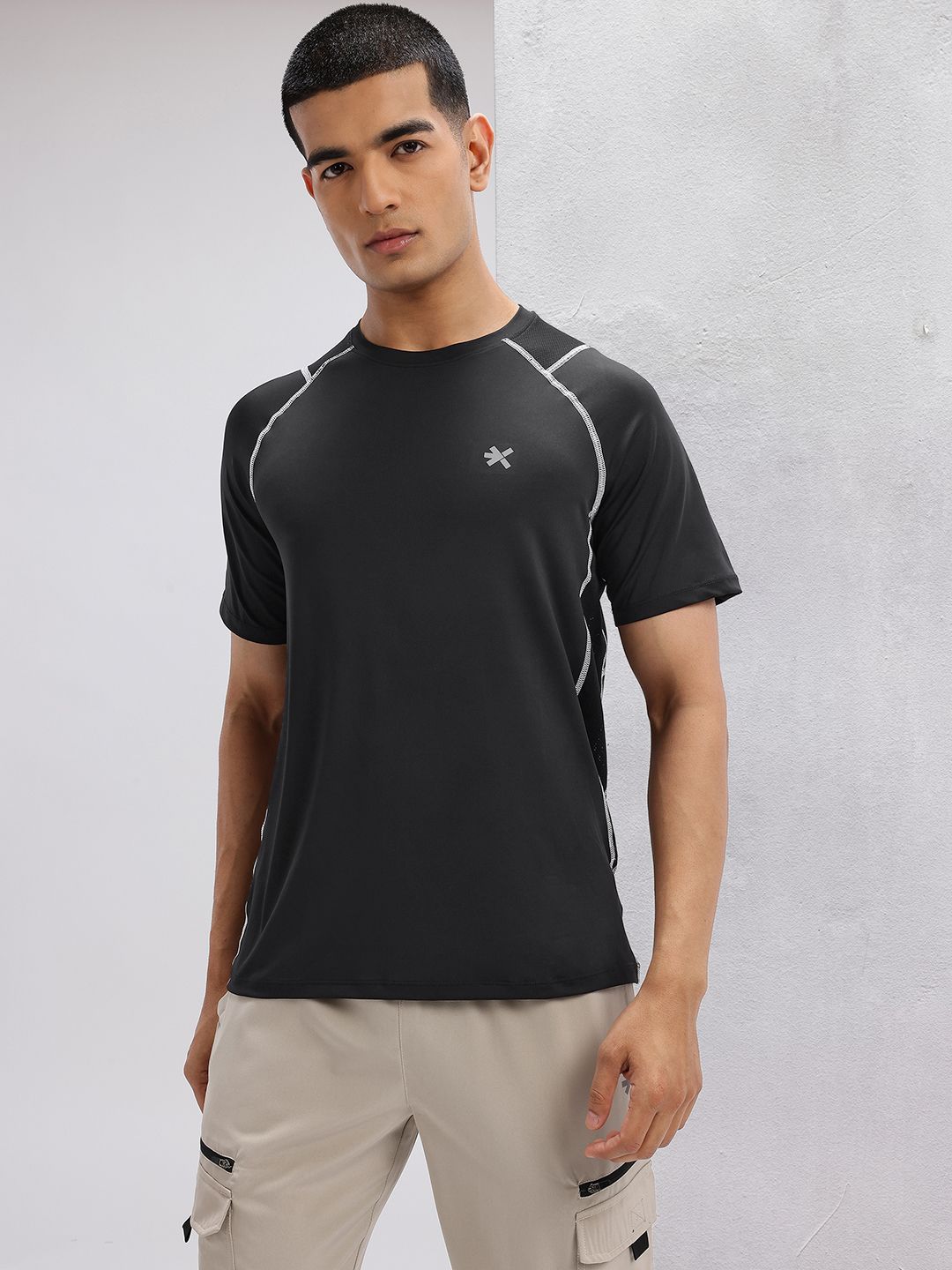 HRX by Hrithik Roshan Men Contrast Stitch Training T-shirt