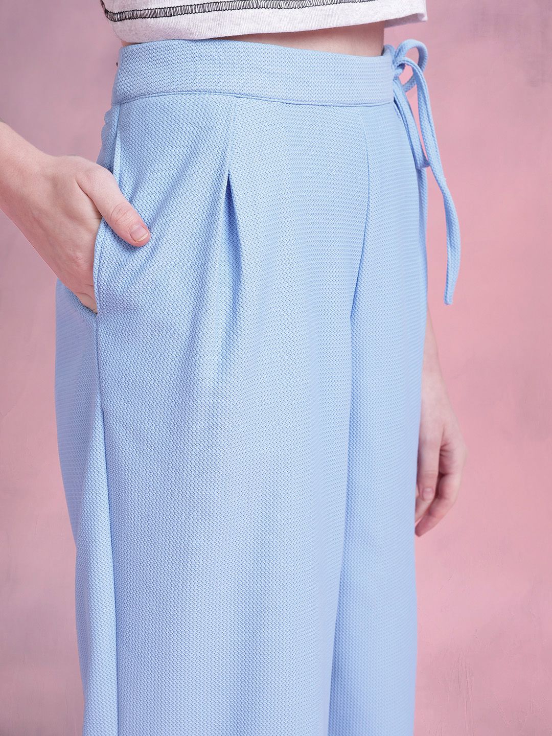 DressBerry Women Regular Fit Textured Tie-Up Waist Trousers