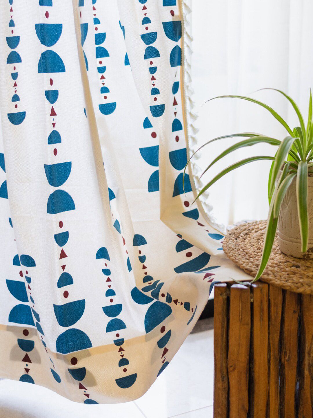 URBAN SPACE White & Blue Geometric Cotton Long Door Curtain