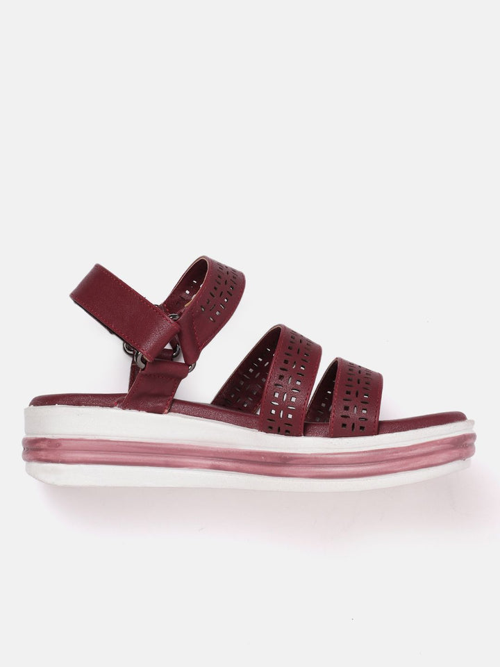 DressBerry Comfort Sandals with Laser Cuts