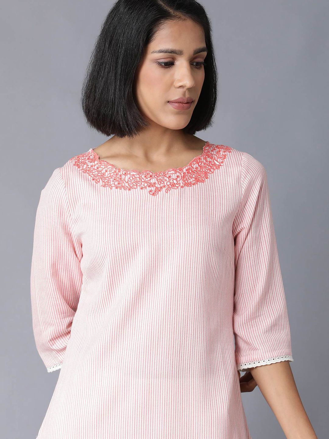 W Women Coral & White Striped Thread Work Kurta