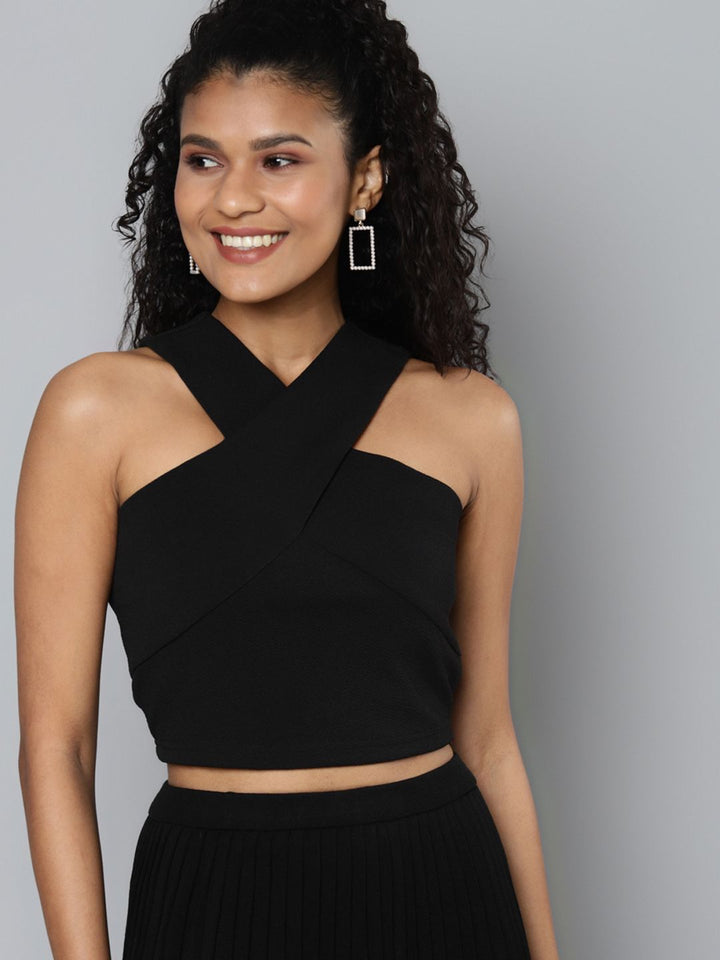 SASSAFRAS Black Halter Neck Fitted Crop Top