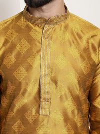 SOJANYA Kurta Sutera Jacquard Rekaan Tenun Geometrik Dengan Churidar