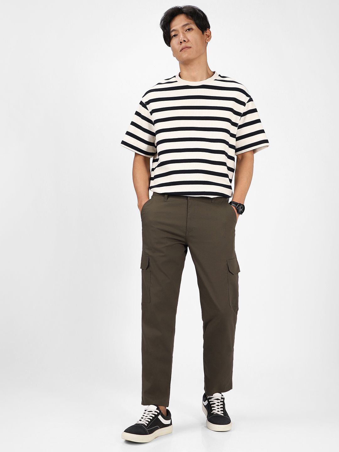 Urbano Fashion Men Mid-Rise Pure Cotton Cargo Trousers