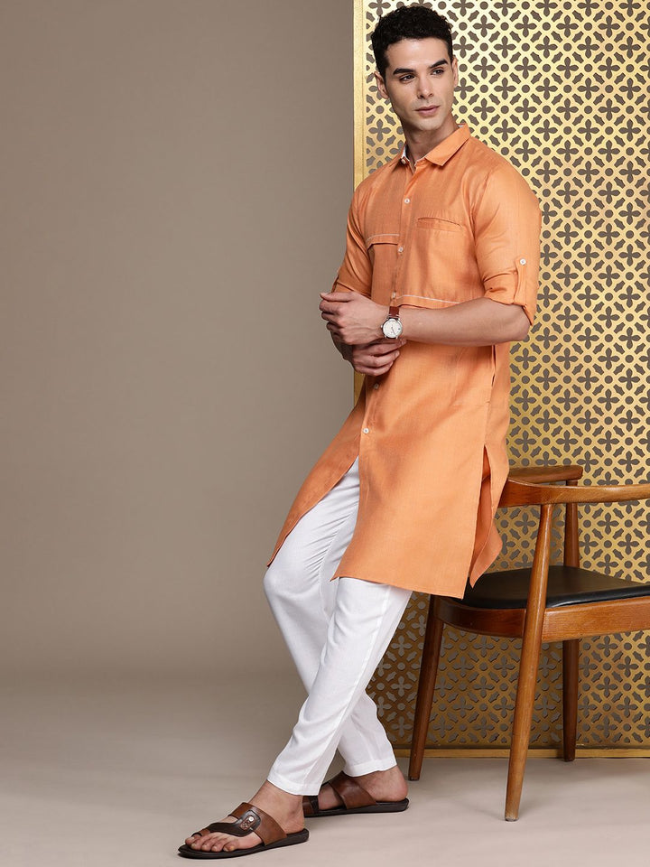 House of Pataudi Men Jashn Pathani Kurta With Trousers