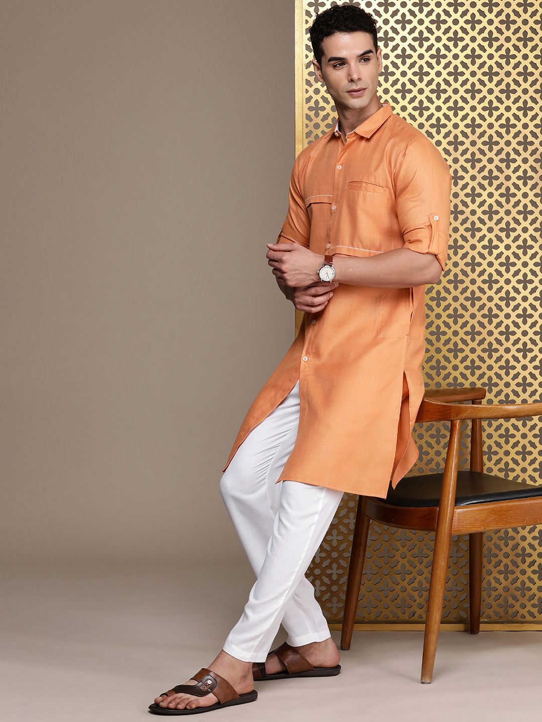 House of Pataudi Men Jashn Pathani Kurta With Trousers