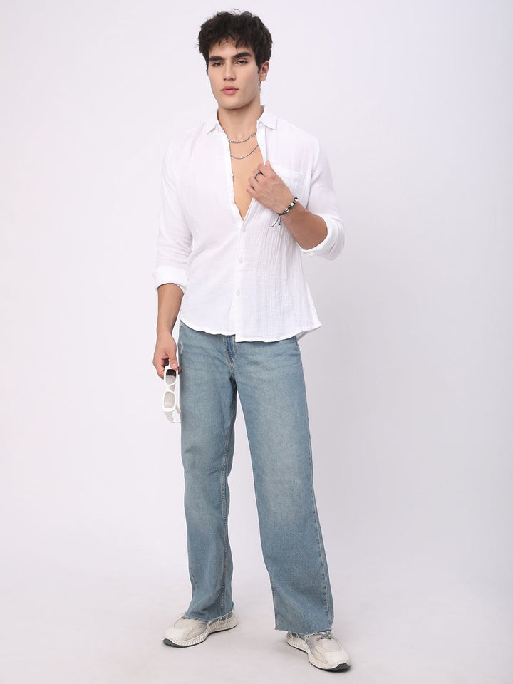 VASTRADO Men Classic Cutaway Collar Solid Cotton Slim Fit Casual Shirt