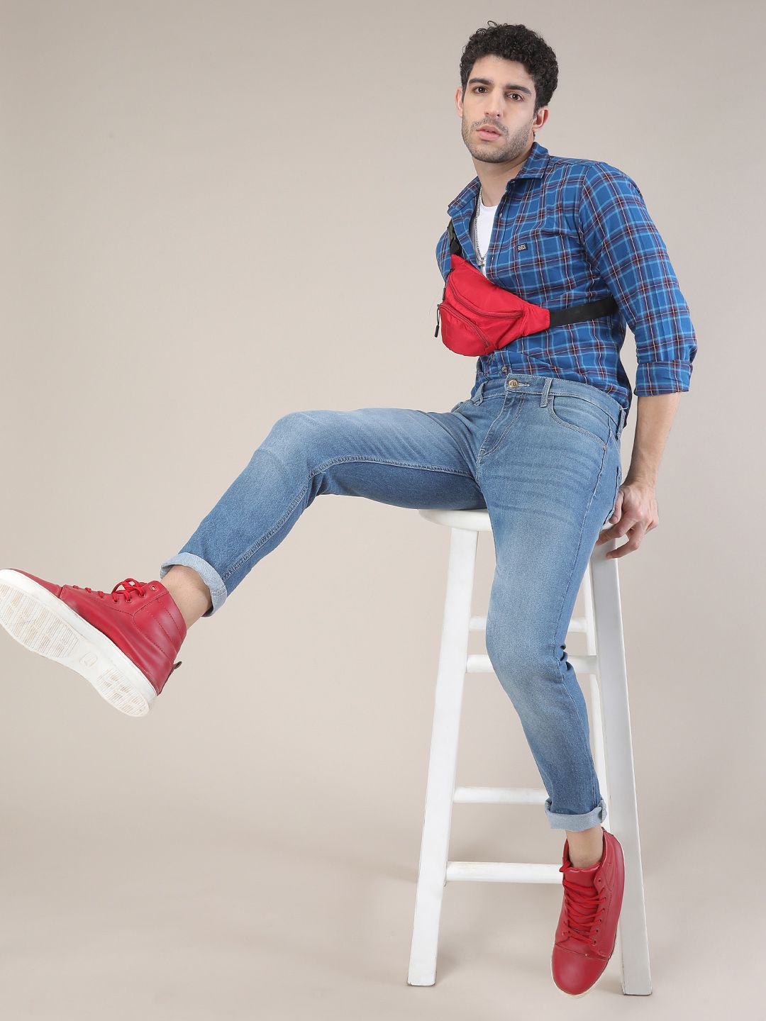 Garage India CO Men Biru Slim Slim Fit Mid-Rise Clean Clean Melihat Seluar Jeans