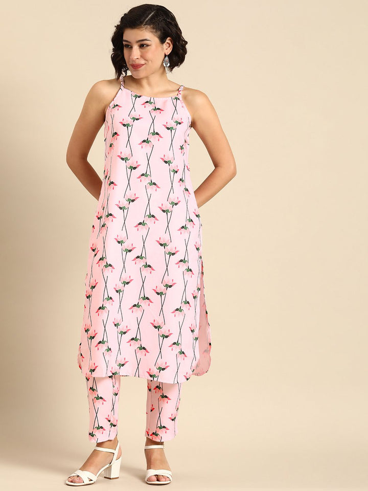 Anouk Women Floral Printed Kurta with Trousers