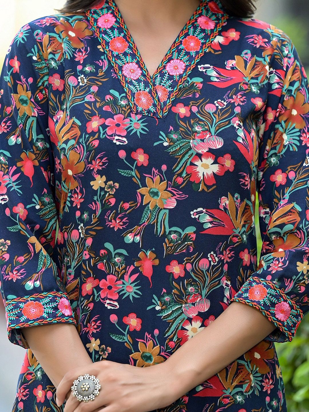 KALINI Floral Printed Thread Work Straight Kurta With Trousers & Dupatta
