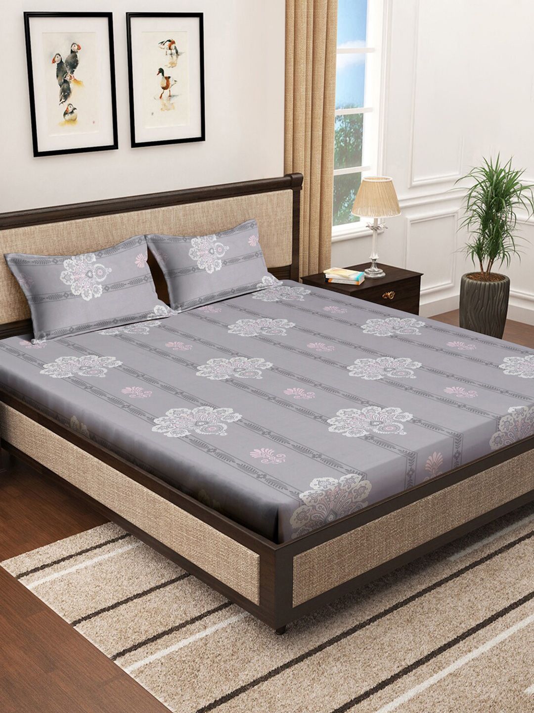 KLOTTHE Grey Printed 400 TC Pure Cotton Double King Bedsheet With 2 Pillow Covers