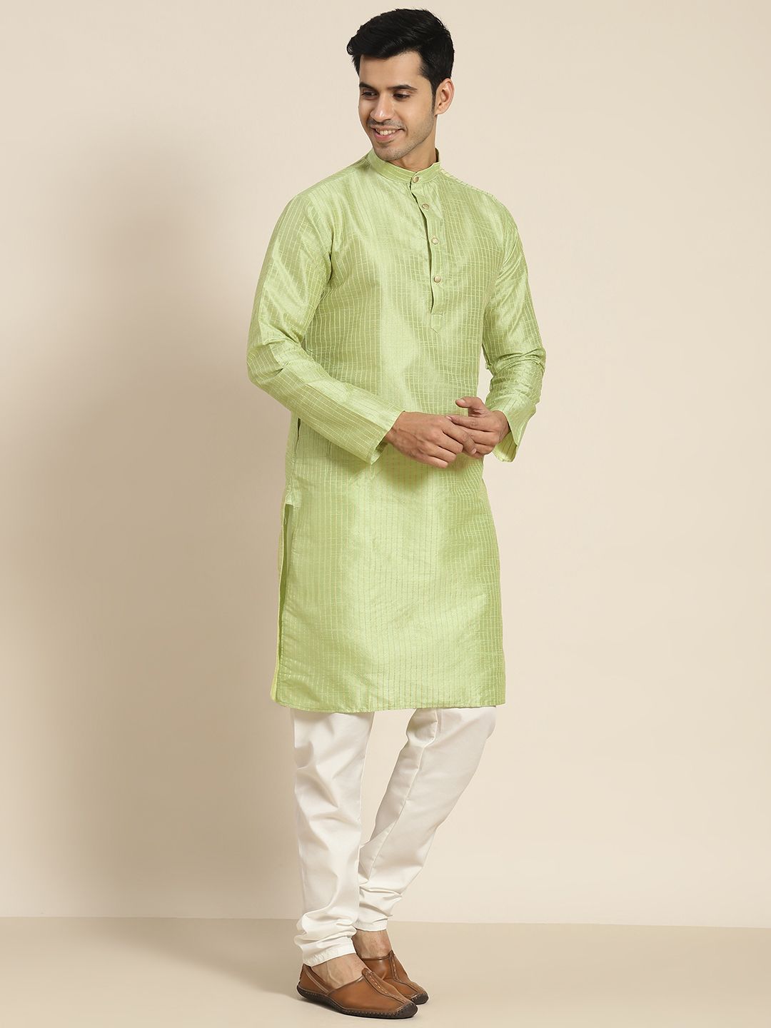 SOJANYA Men Woven Design Kurta with Churidar with Nehru Jacket