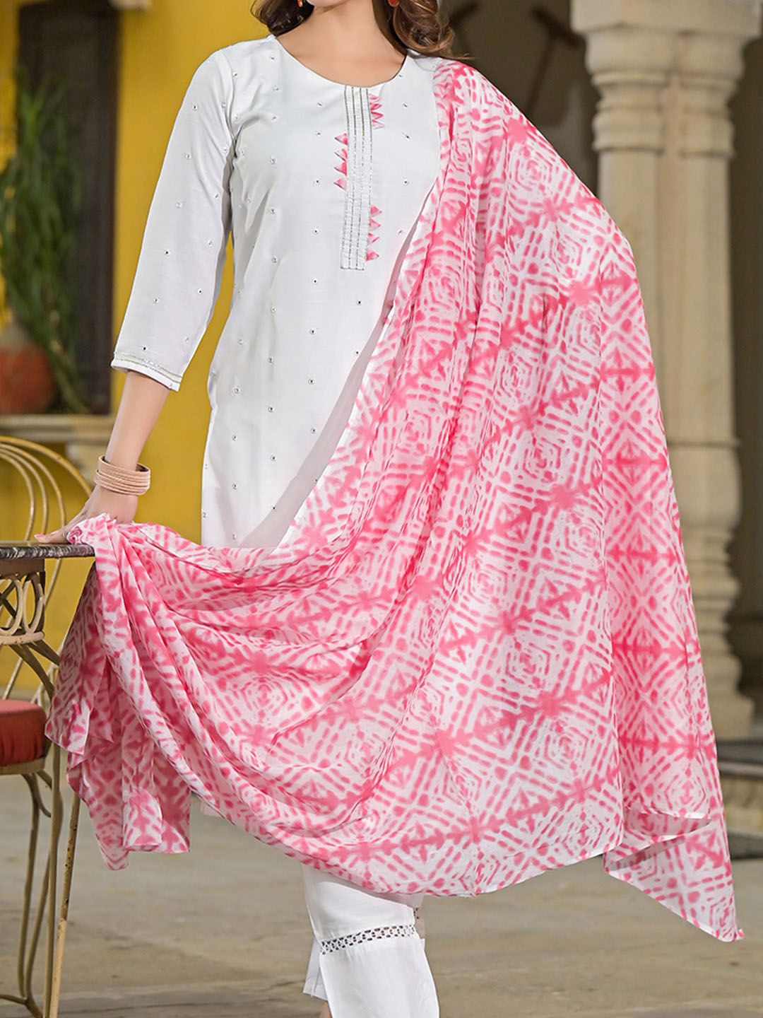 KALINI Women Floral Embroidered Regular Gotta Patti Kurta with Trousers & With Dupatta