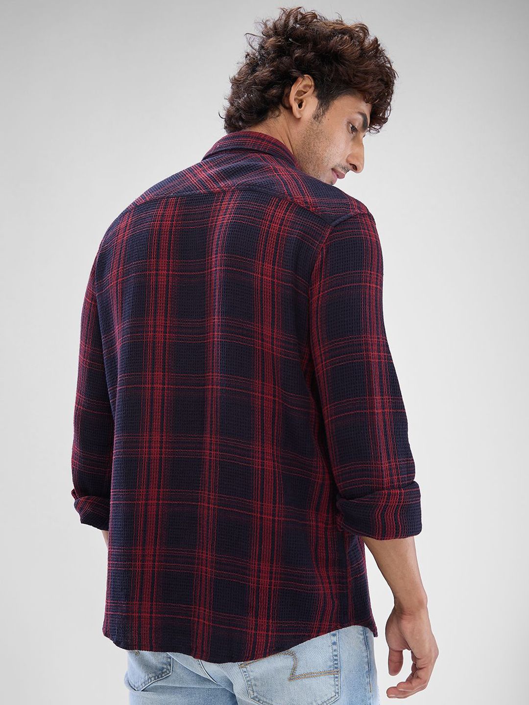 SPYKAR Men Slim Fit Opaque Checked Spread Collar Casual Shirt