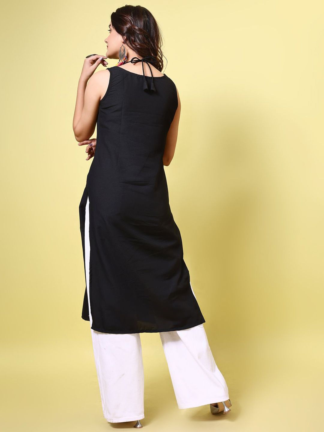 KALINI Ethnic Motifs Embroidered Tie-up Neck Mirror Work Straight Kurta