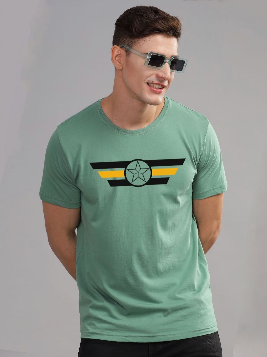 ADRO Men Printed Applique T-shirt