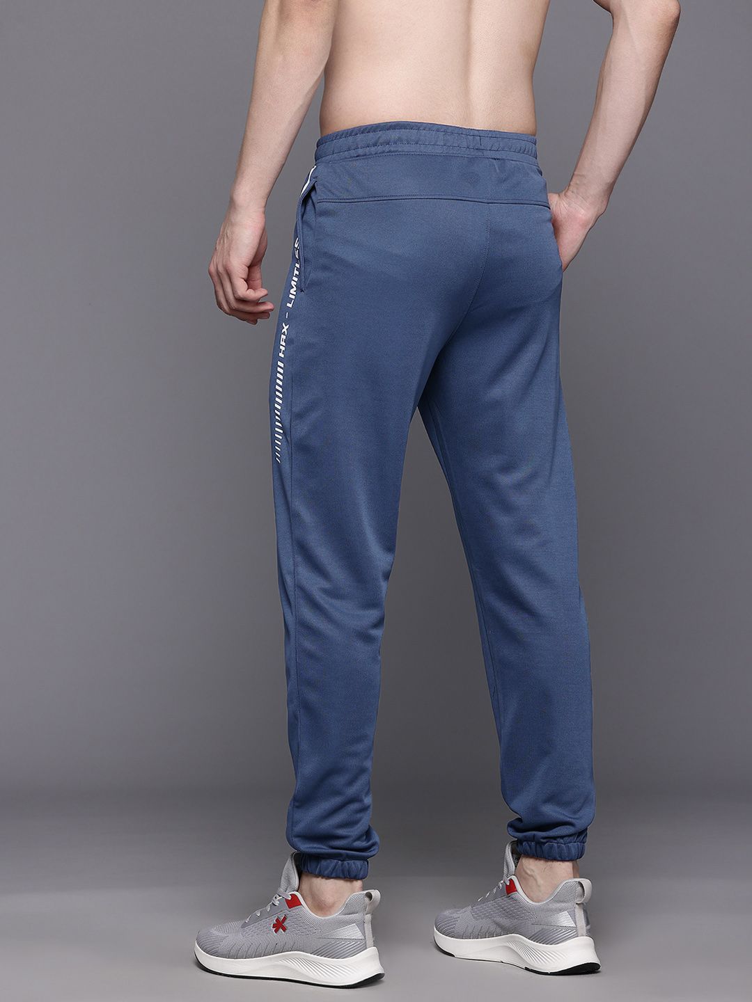 HRX by Hrithik Roshan Men Typography Printed Regular Fit Rapid-Dry Training Joggers