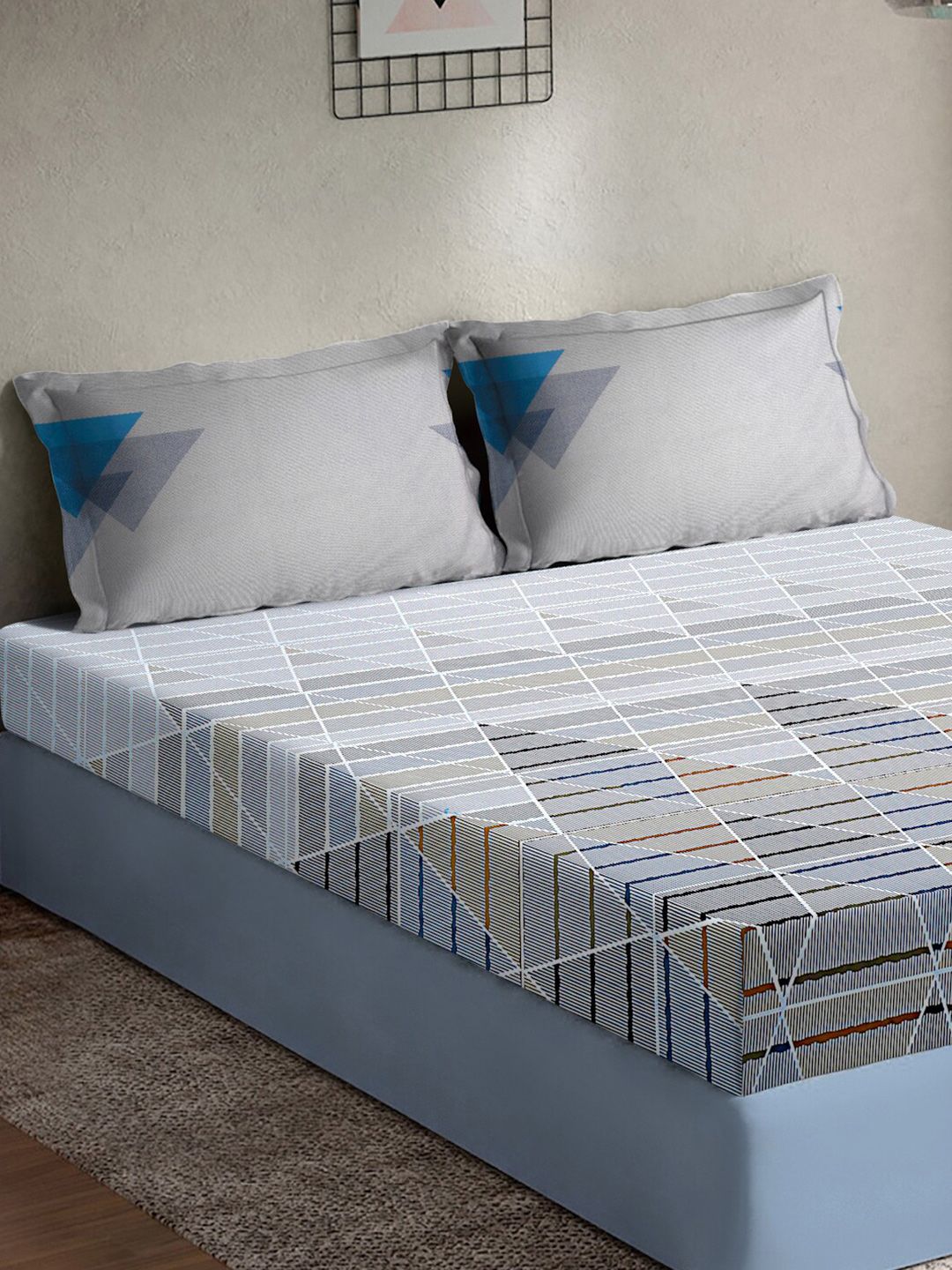 KLOTTHE White & Blue Printed 400 TC Cotton Fitted Super King Bedsheet & 2 Pillow Covers