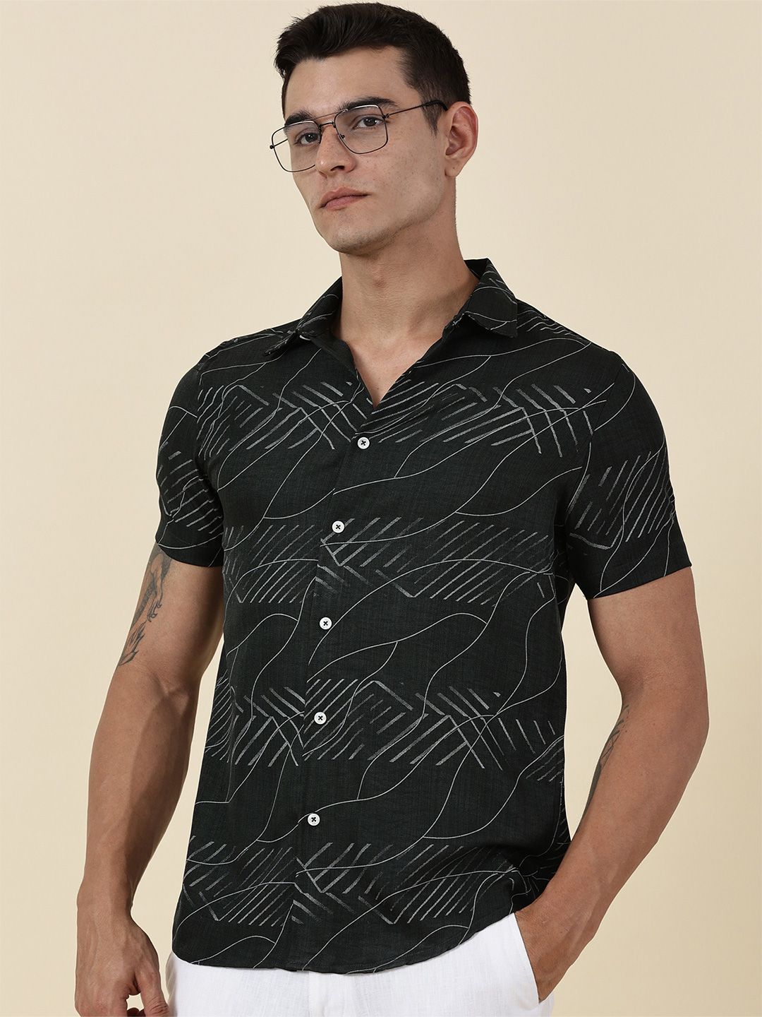 Thomas Scott Men Classic Slim Fit Opaque Printed Casual Shirt