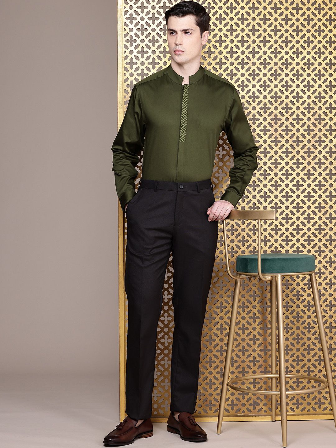 House of Pataudi Pure Cotton Embroidered Detail Opaque Party Shirt