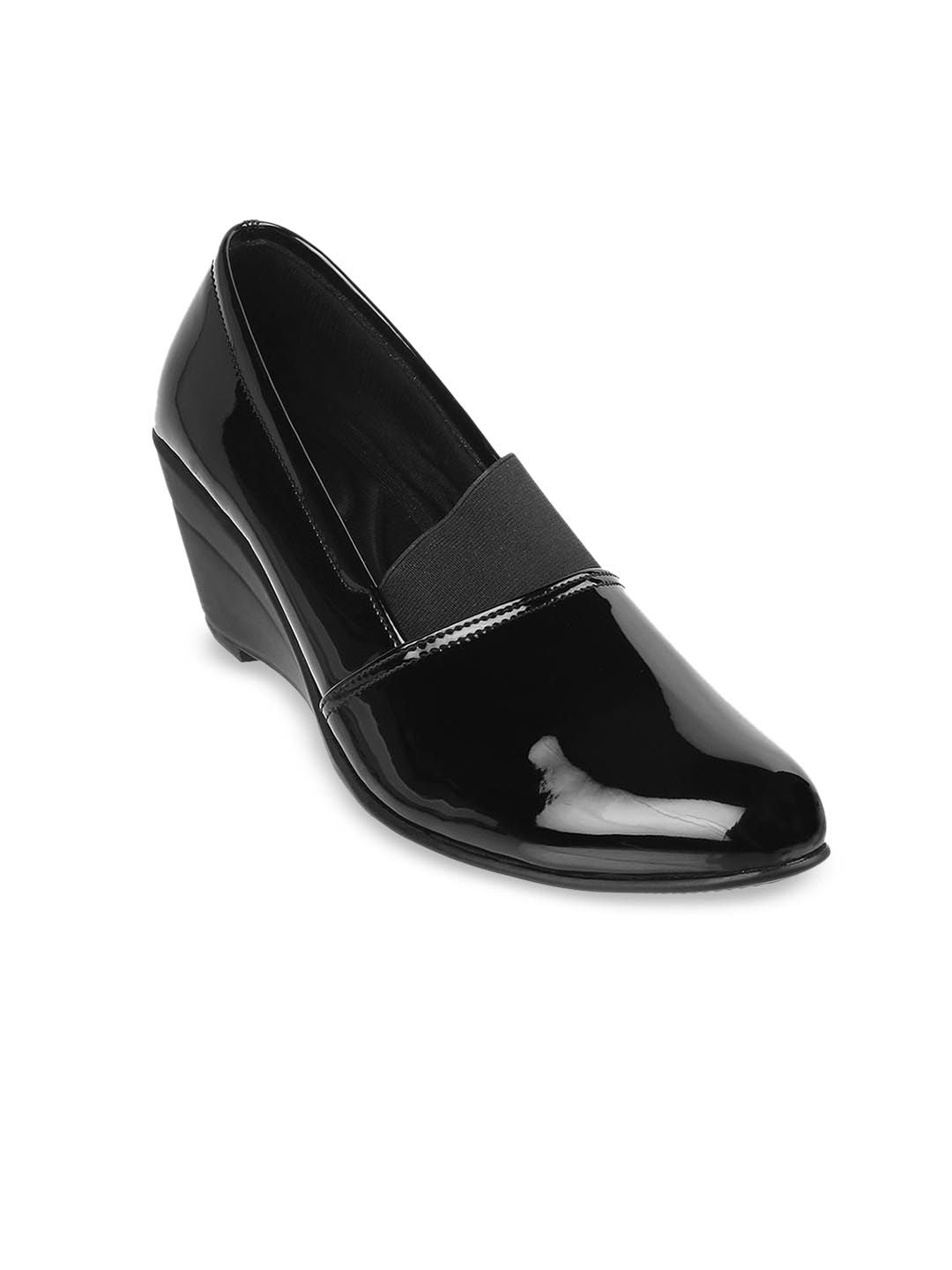Mochi Black Wedge Pumps