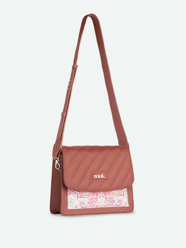 Zouk Wanita Grafik berstruktur Tali Tali Tali Sling Dilpecut Withapplique