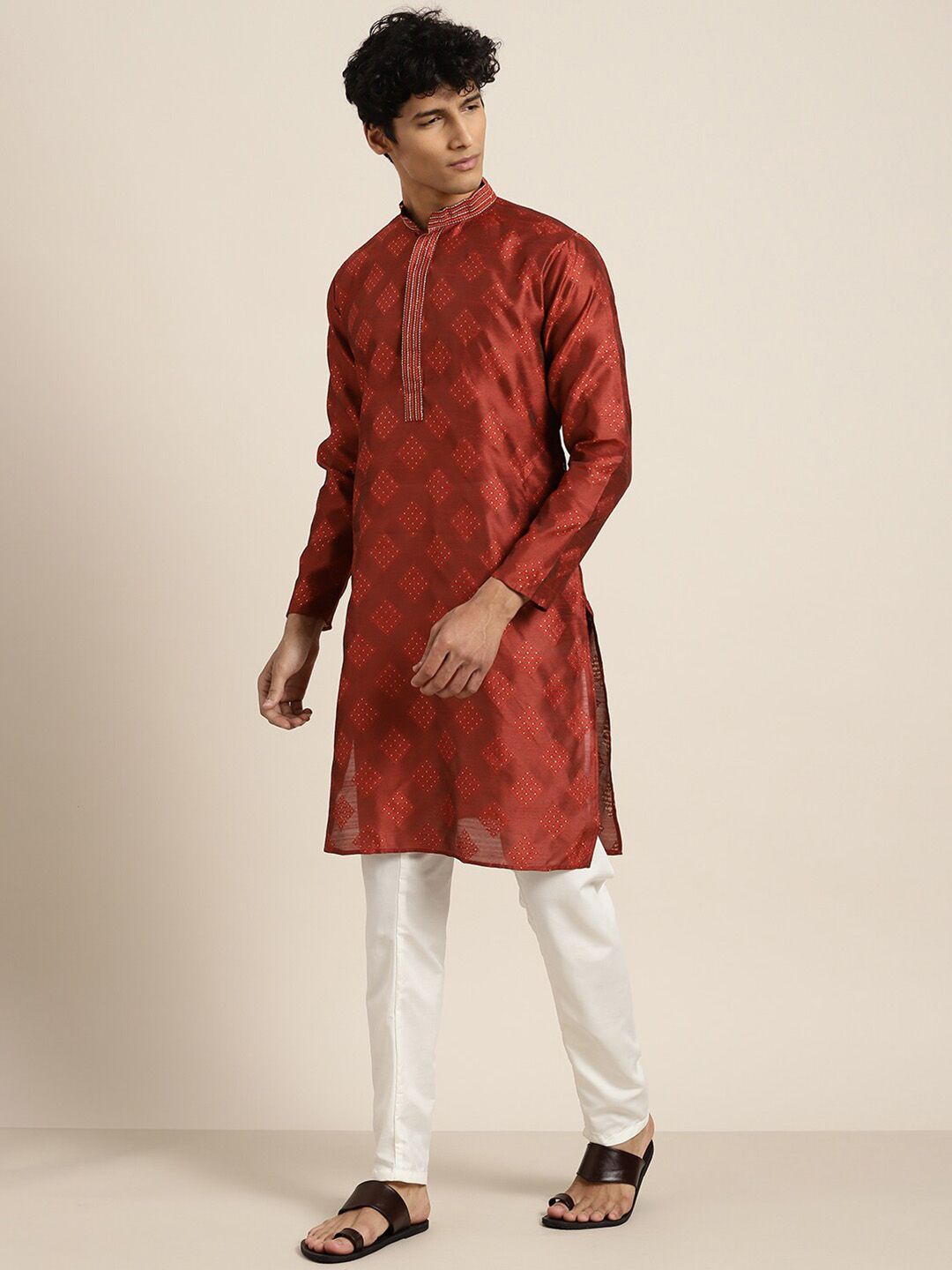 SOJANYA Geometric Embroidered Regular Kurta With Churidar