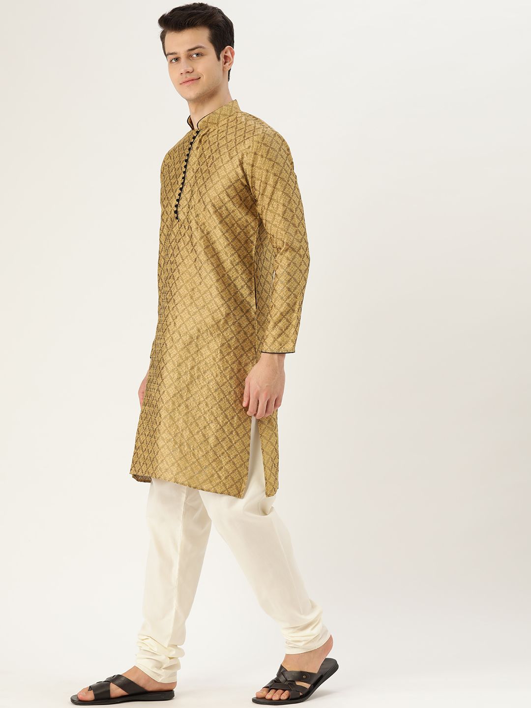 SOJANYA Men Golden Woven Design Straight Kurta