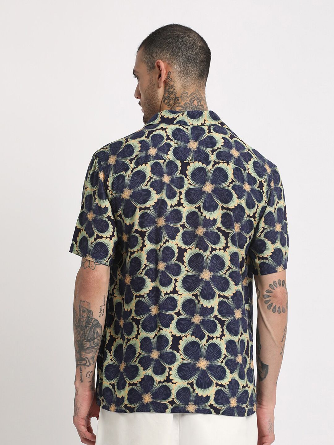 THE BEAR HOUSE Regular Fit Floral Printed Cuban Collar Casual Shirt