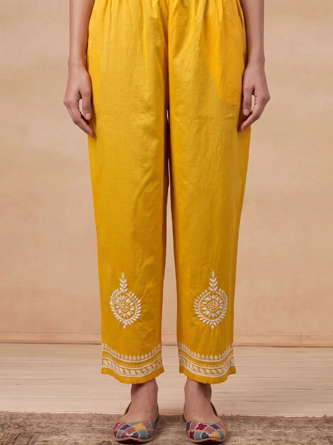 House of Chikankari Women Ethnic Motifs Embroidered Regular Chikankari Kurta with Trousers