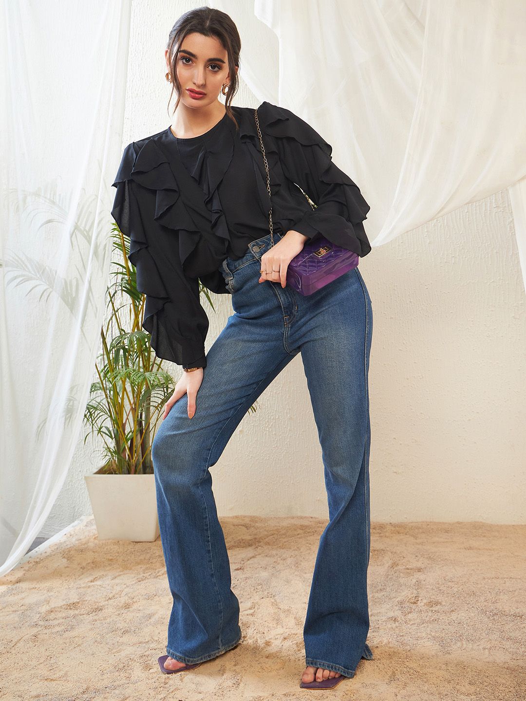 SASSAFRAS Black Cuffed Sleeves Ruffles Georgette Top