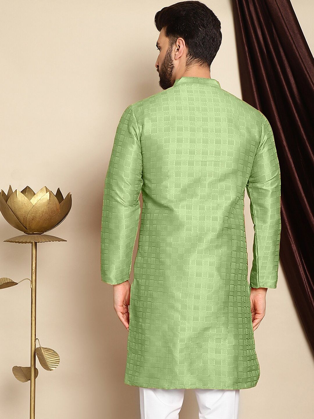 Anouk Striped Mandarin Collar Long Sleeves Thread Work Kurta