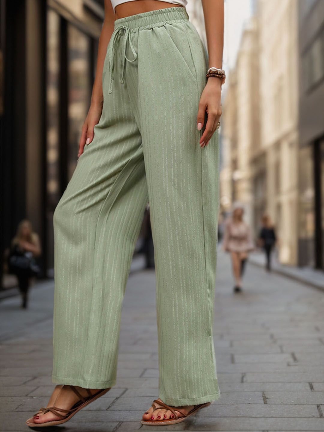 DressBerry Women Textured Straight Fit Trousers