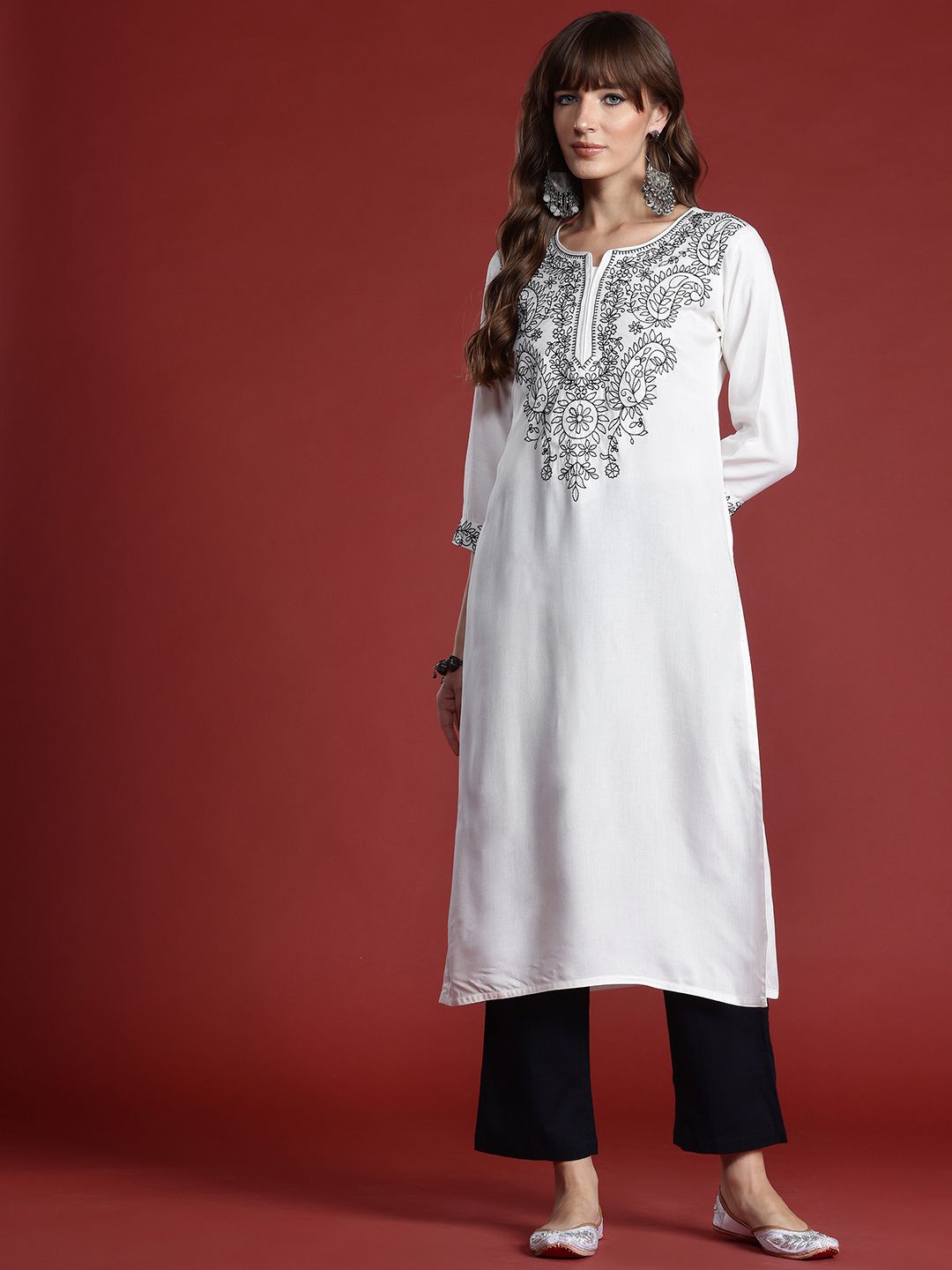 Indo Era Women Floral Embroidered Thread Work Kurta