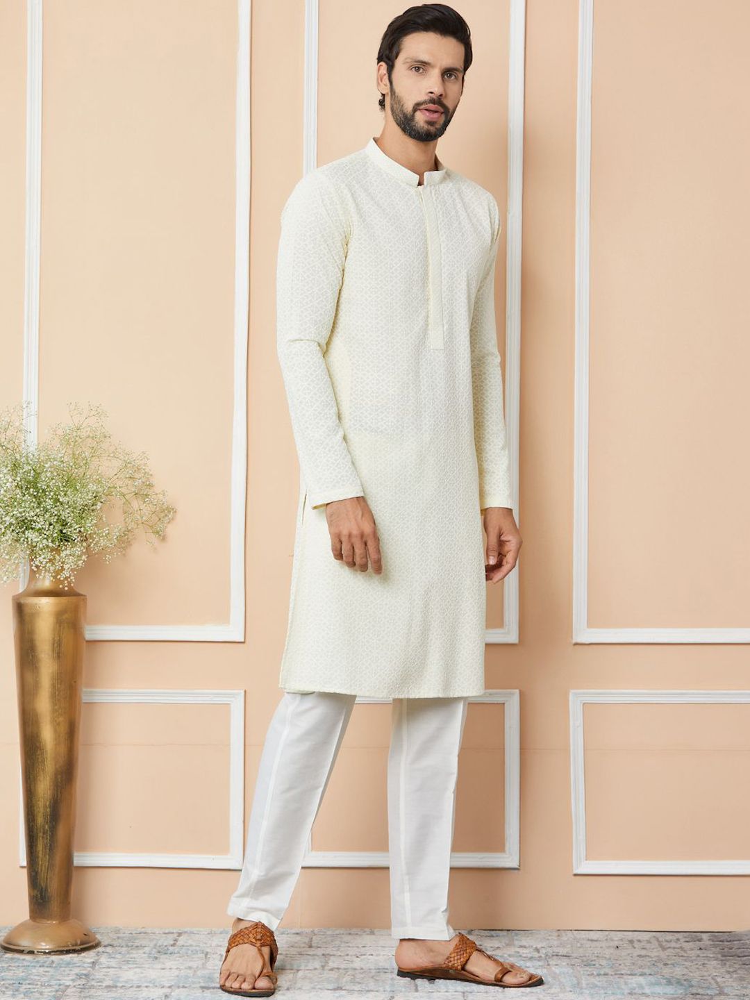 See Designs Mandarin Collar Long Sleeves Thread Work Straight Kurta