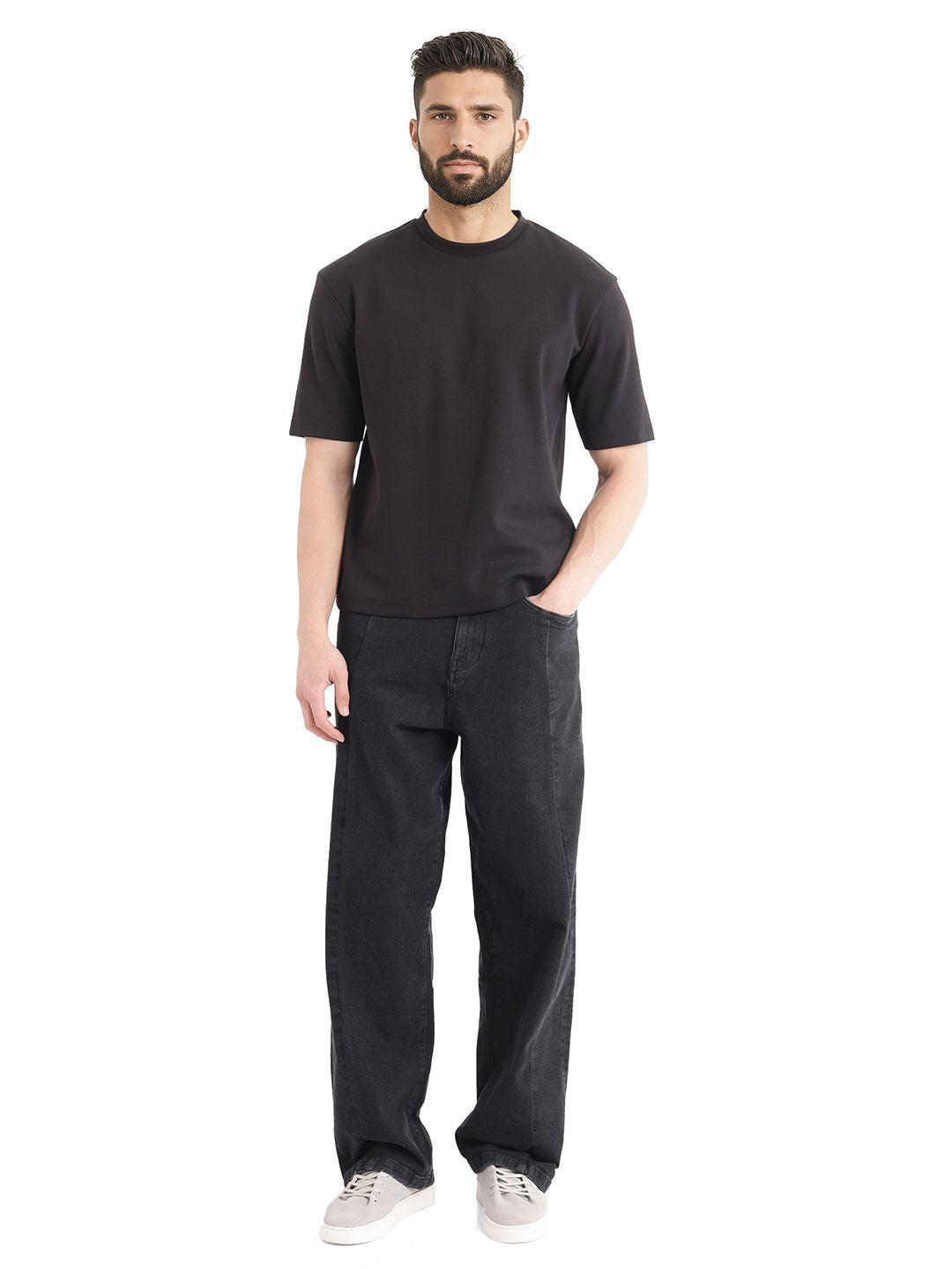 RARE RABBIT Men Solid Round Neck Cotton Oversized T-shirt
