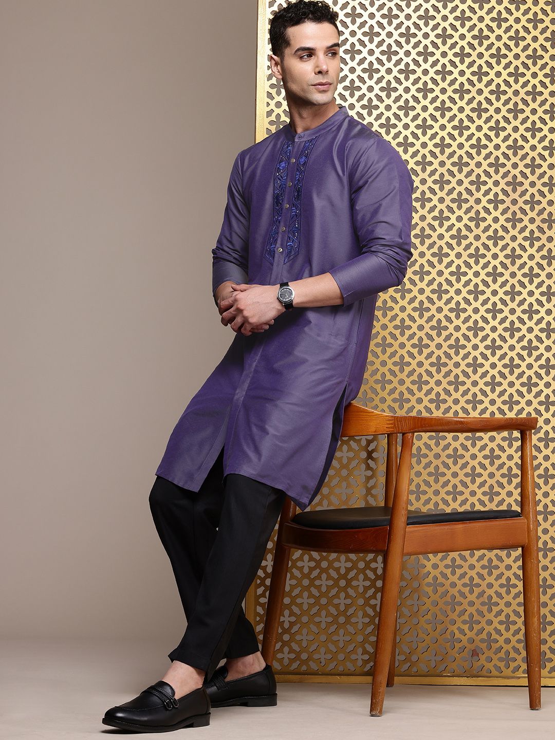 House of Pataudi Jashn Ethnic Motifs Yoke Design Thread Work Indie Florals Kurta